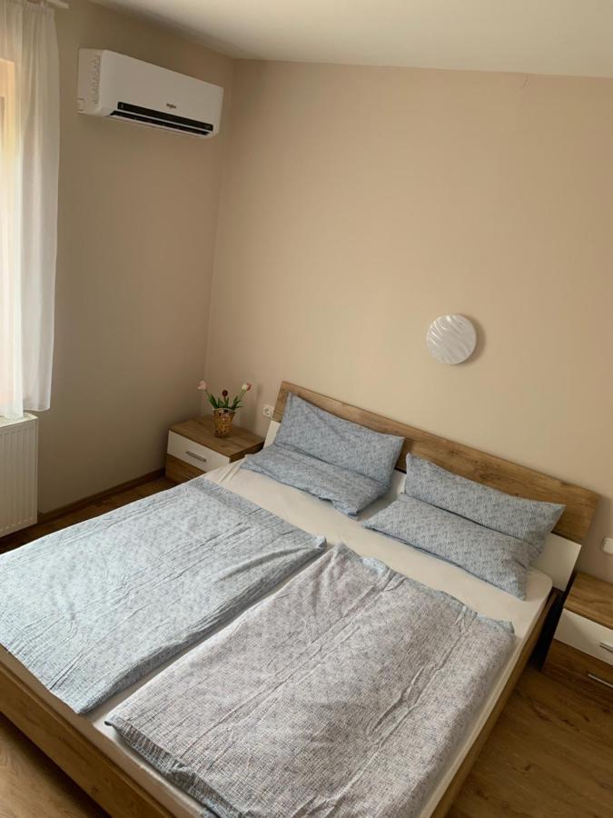 Zsuzsa Apartman Hajdúszoboszló Dış mekan fotoğraf