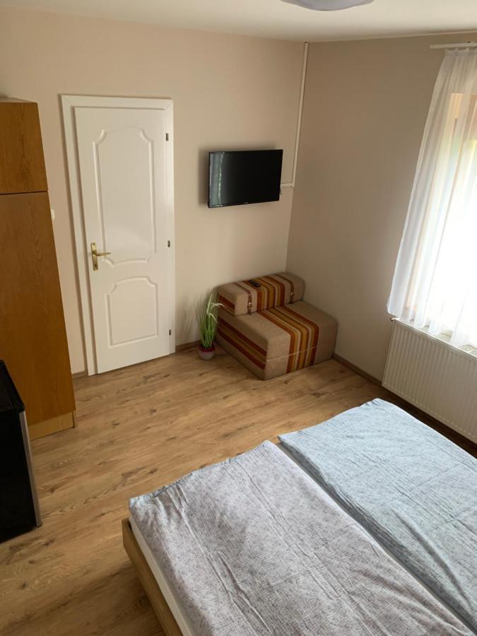 Zsuzsa Apartman Hajdúszoboszló Dış mekan fotoğraf