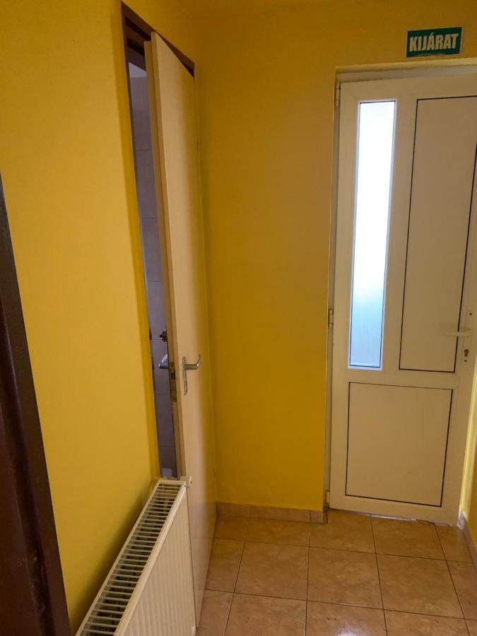 Zsuzsa Apartman Hajdúszoboszló Dış mekan fotoğraf
