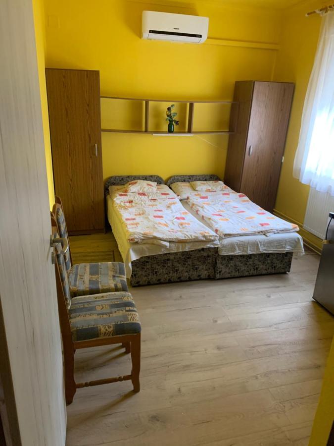 Zsuzsa Apartman Hajdúszoboszló Dış mekan fotoğraf