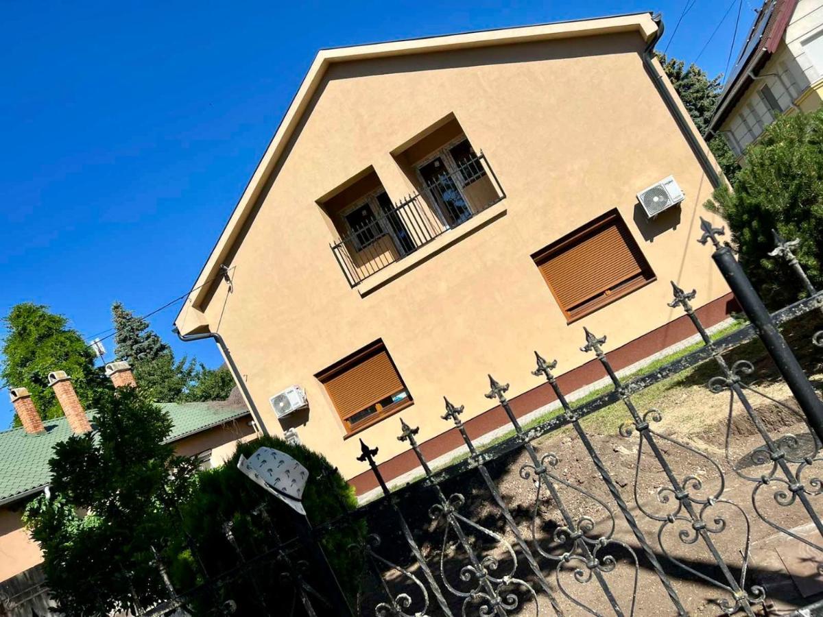 Zsuzsa Apartman Hajdúszoboszló Dış mekan fotoğraf